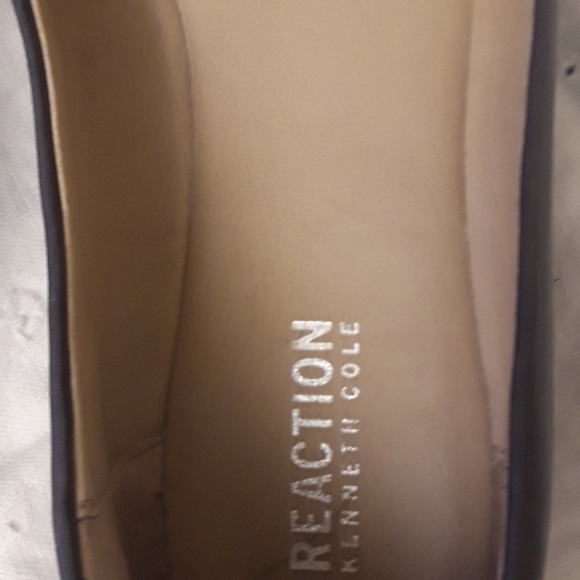 Kenneth Cole Flats! - Picture 5 of 7